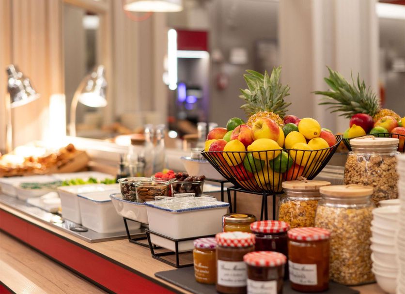 Buffet Photo