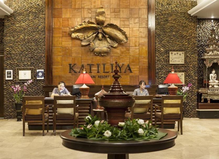 Front desk Photo