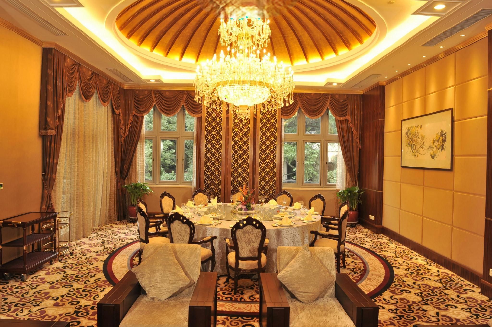 Banquet hall
