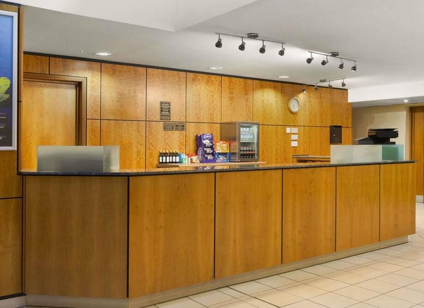 Front desk Photo
