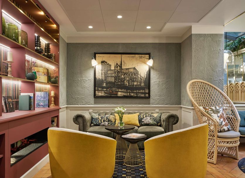 Lounge Photo
