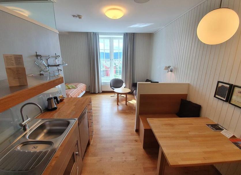 Kitchen Photo