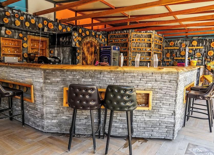 Bar Photo