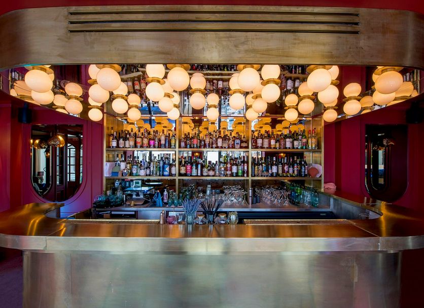 Bar Photo