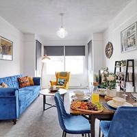 Luxury Furnished Apartment By Artisan Stays Southend-On-Sea with Free Parking