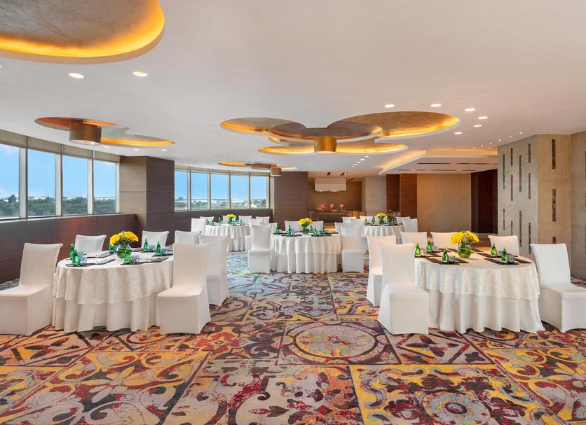 Banquet hall Photo