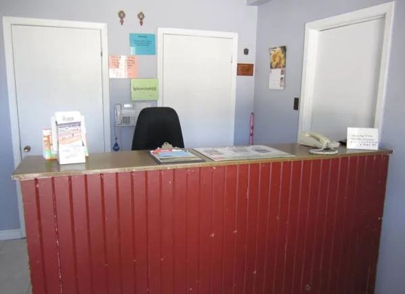 Front desk Photo