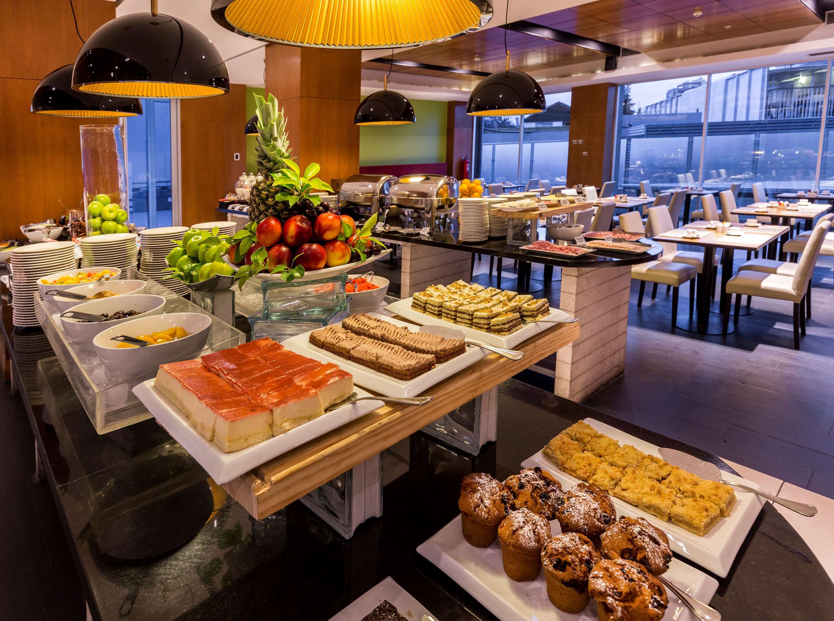 Buffet Photo