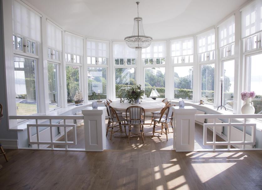 Dining room Photo