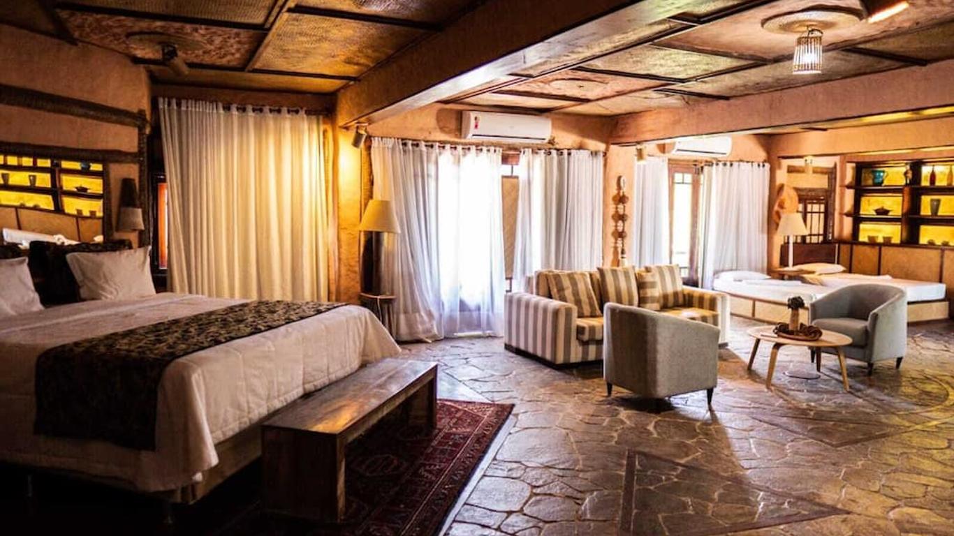 Dayo Hotel