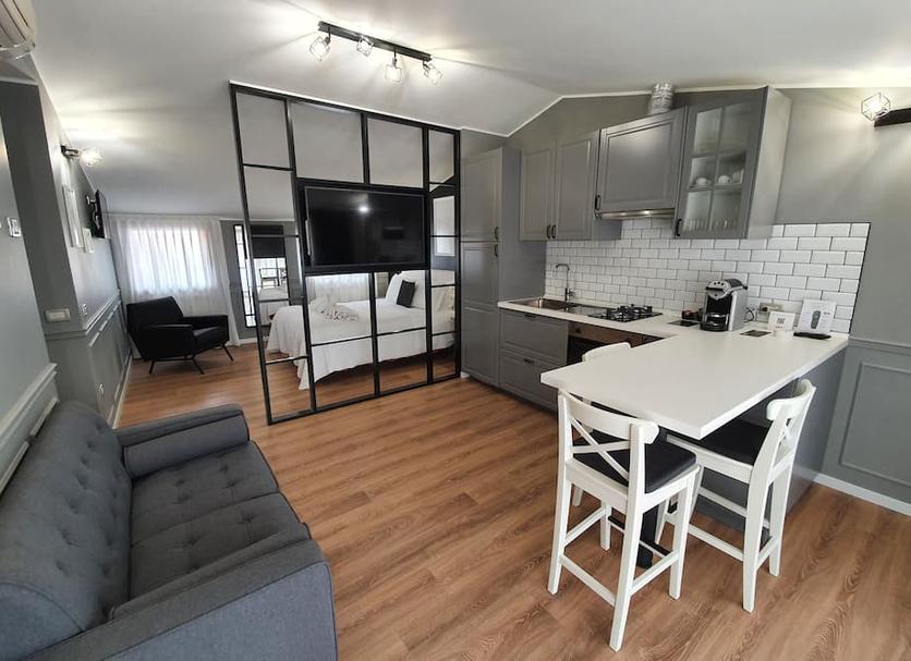 Kitchen Photo