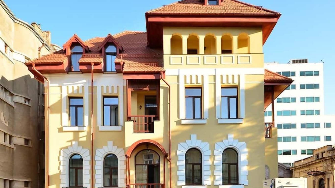 Amadeus Residence