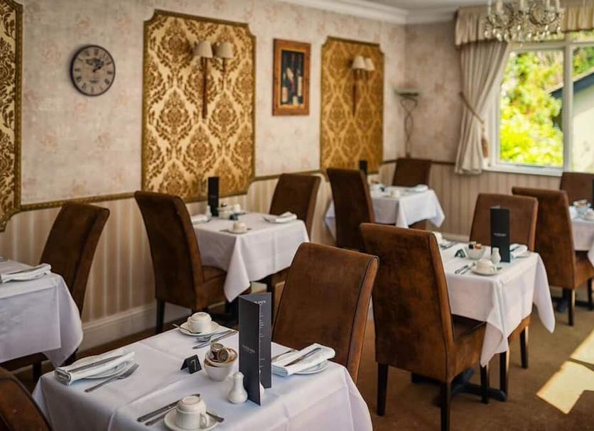 Restaurant Photo