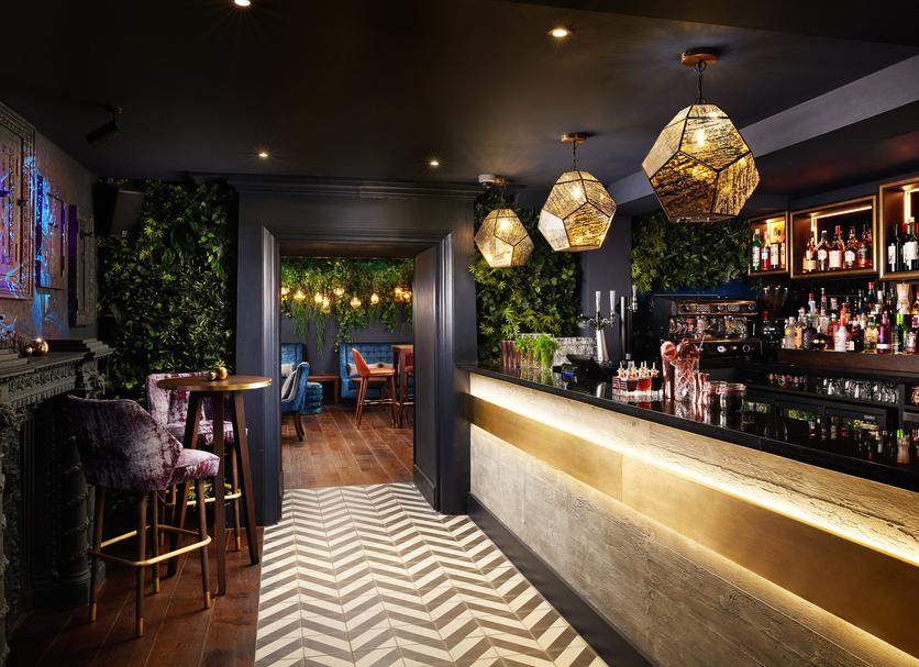 Bar Photo