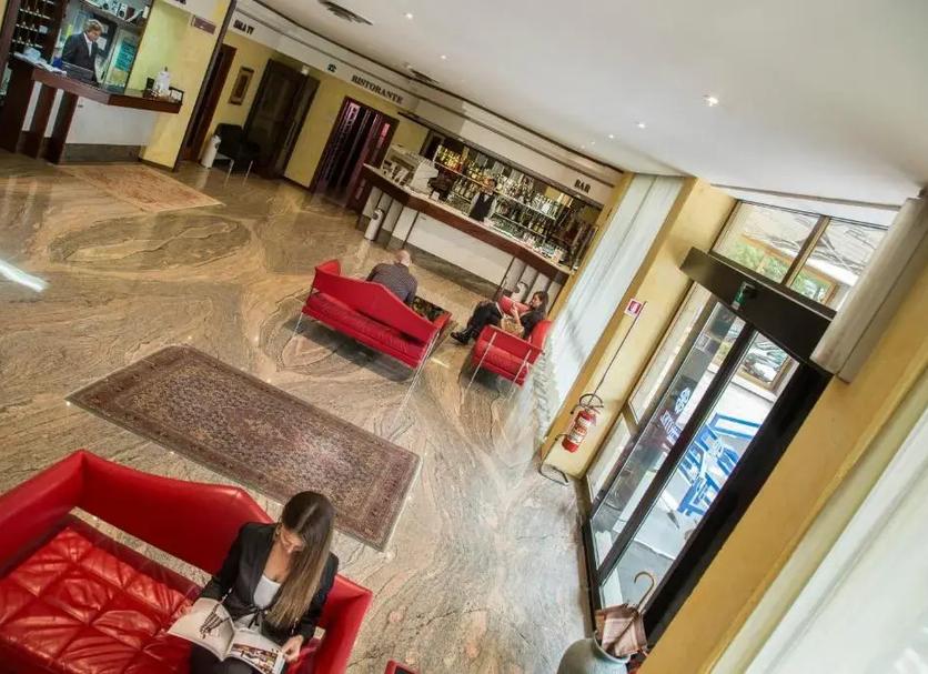 Lobby Photo