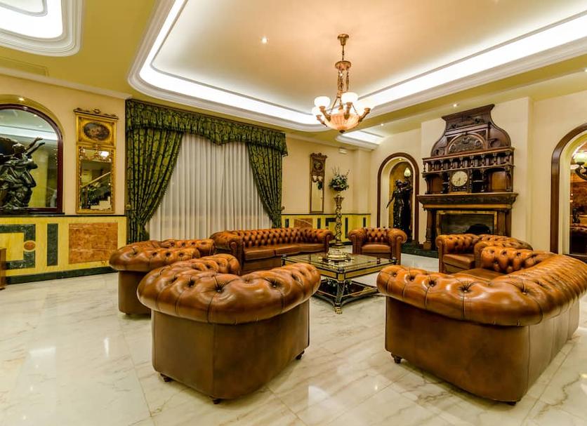 Lounge Photo
