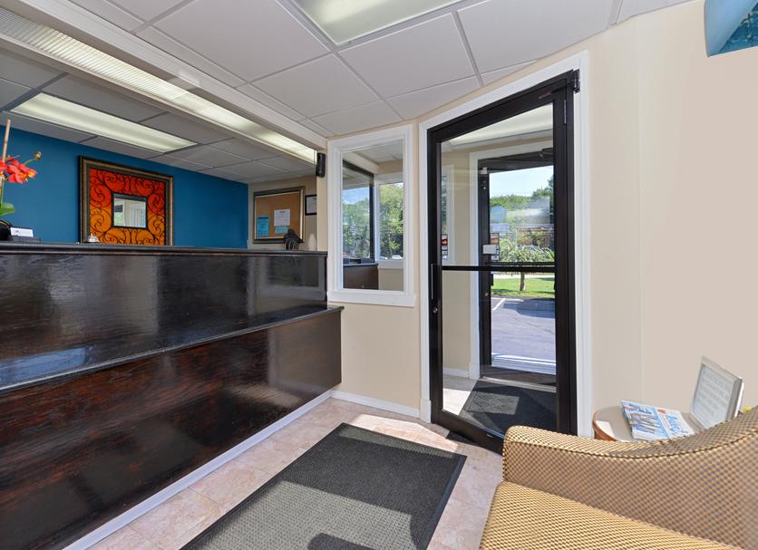 Front desk Photo