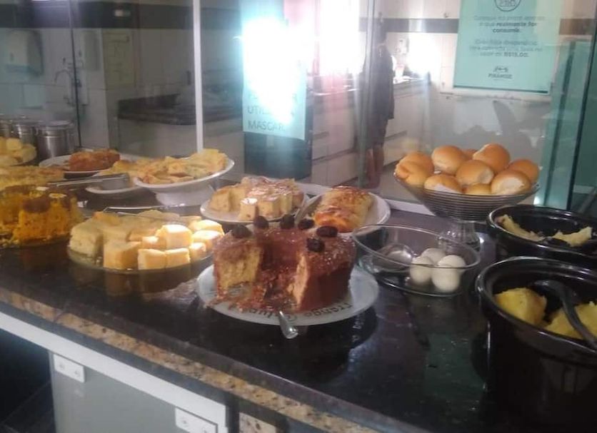 Buffet Photo