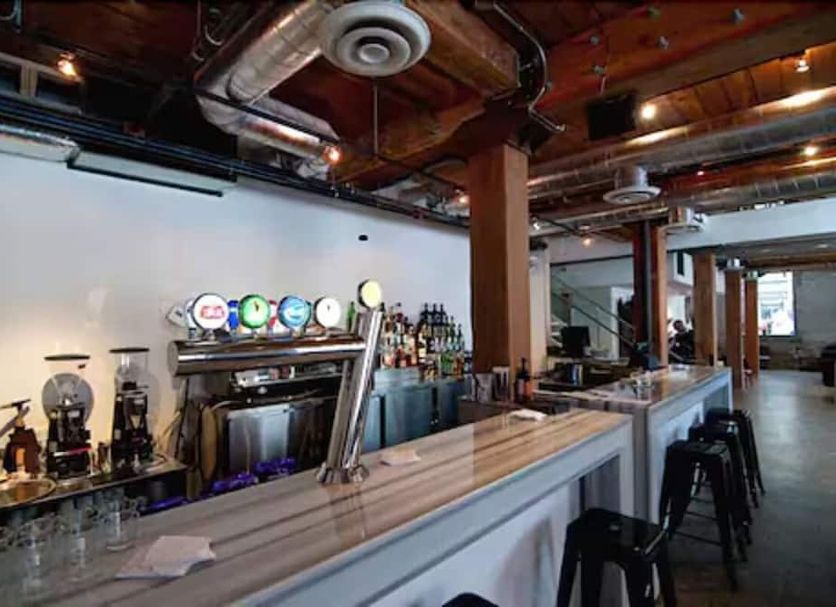 Bar Photo