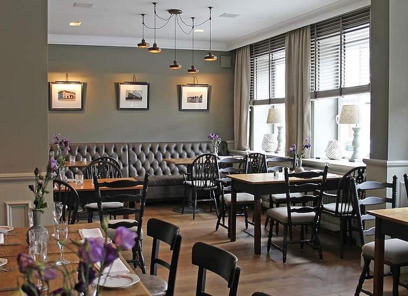Restaurant Photo