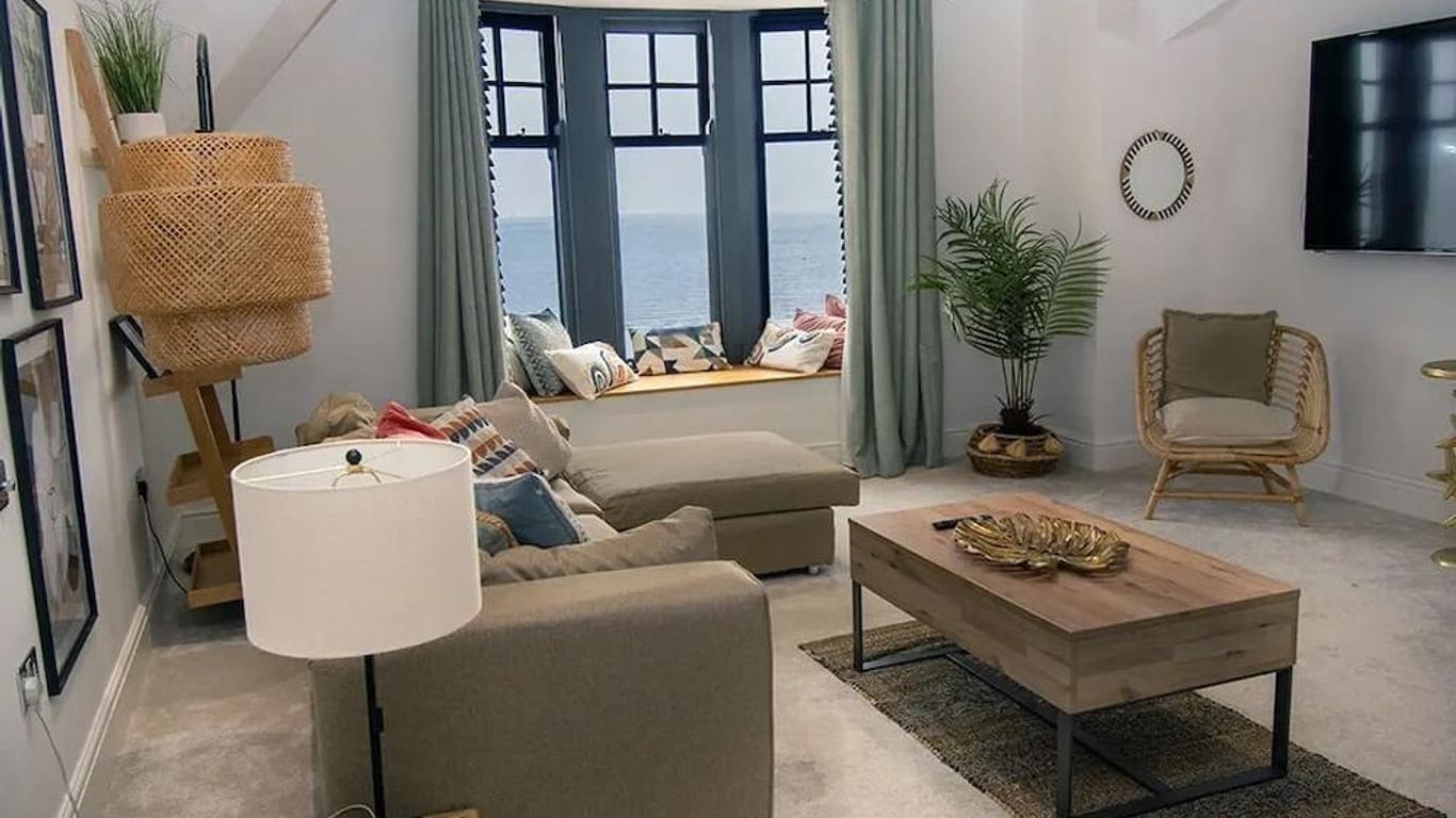 Beachcliff Rooms & Apartments