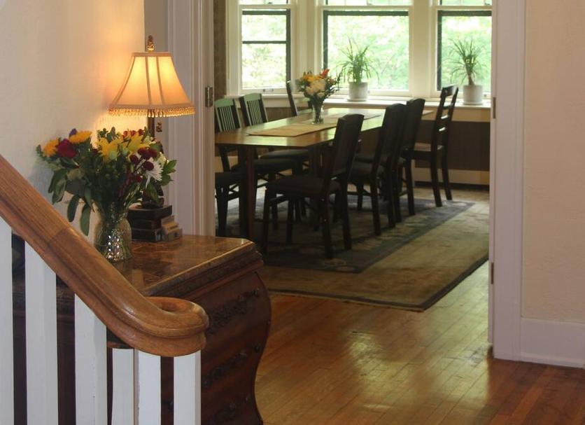 Dining room Photo