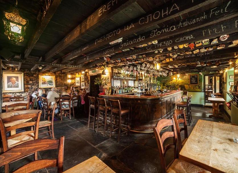 Bar Photo