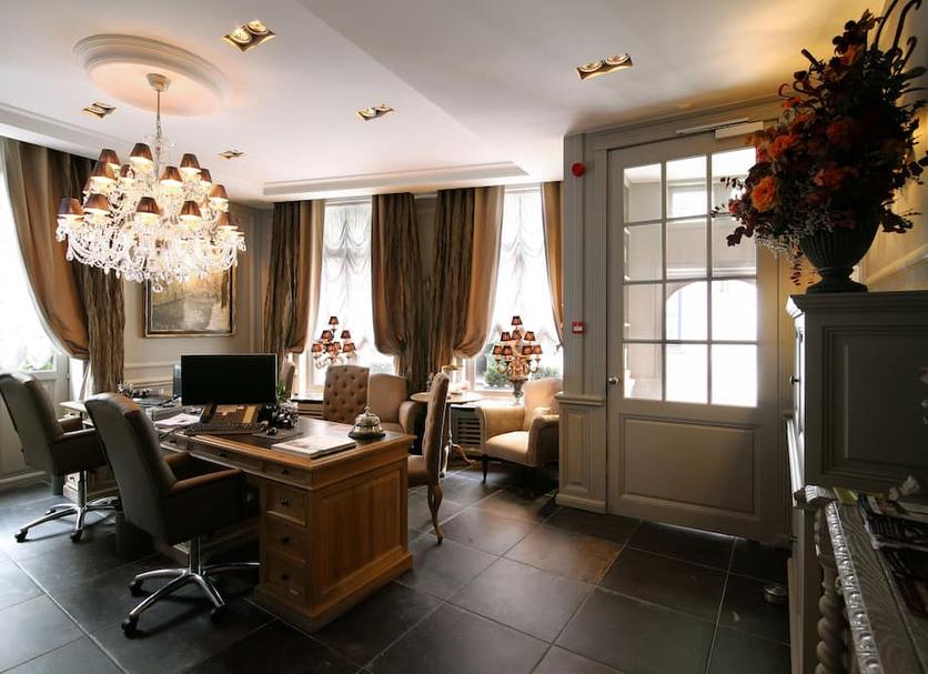 Business centre Photo