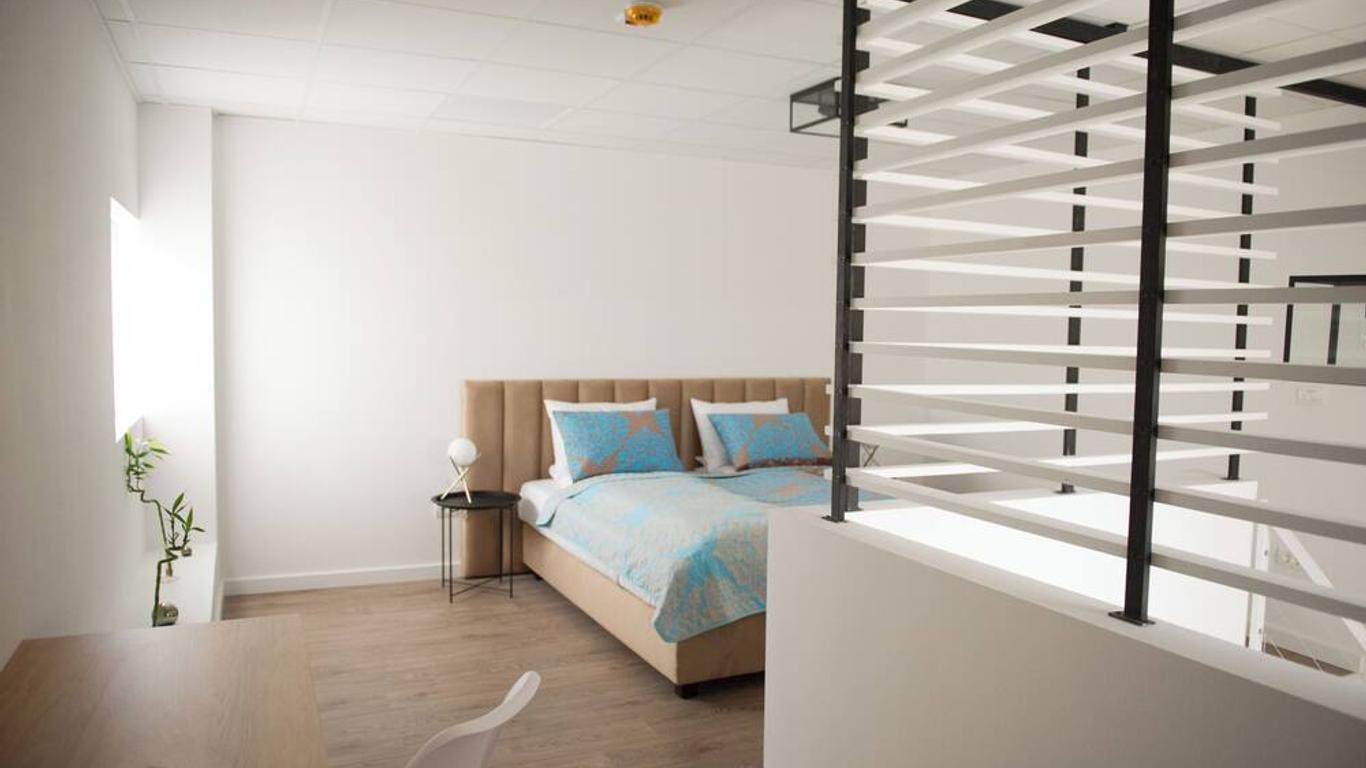 Friends Residence Apartments
