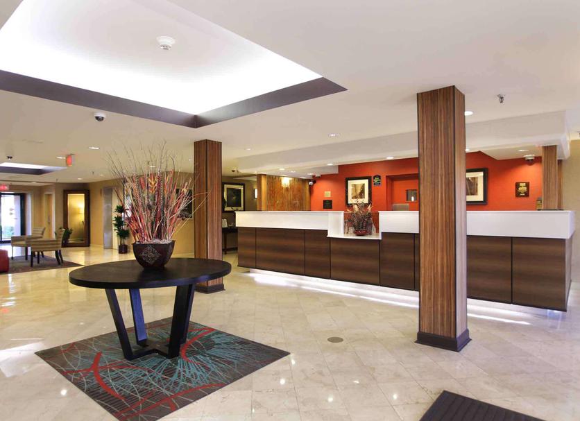Front desk Photo