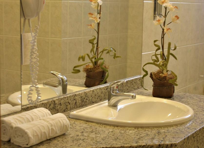 Bathroom Photo