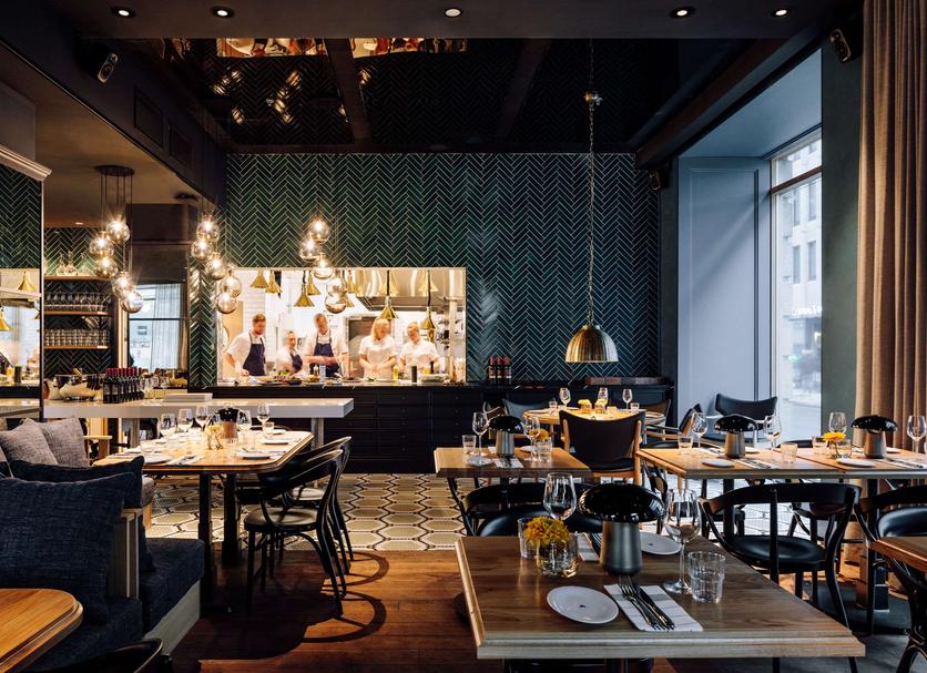 Restaurant Photo