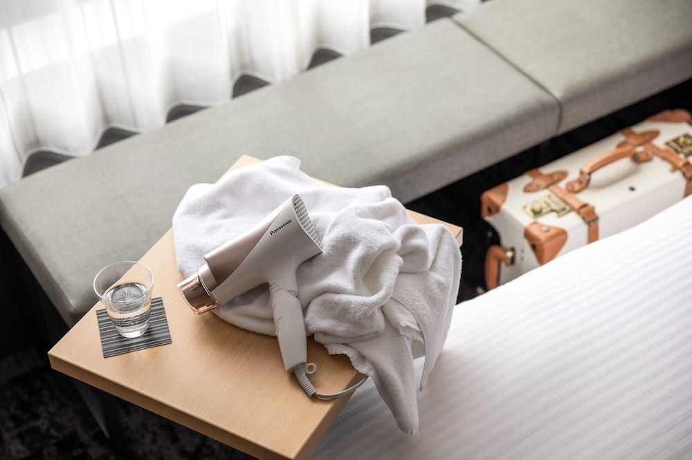 Room amenity
