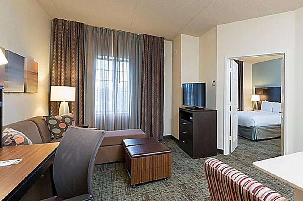 Staybridge Suites Dfw Airport North, Irving. Rates from USD82.