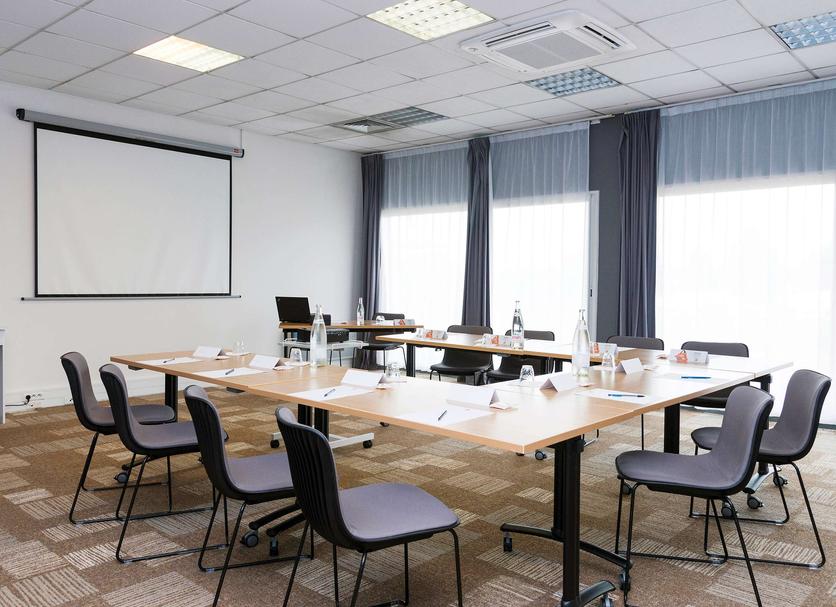Conference room Photo
