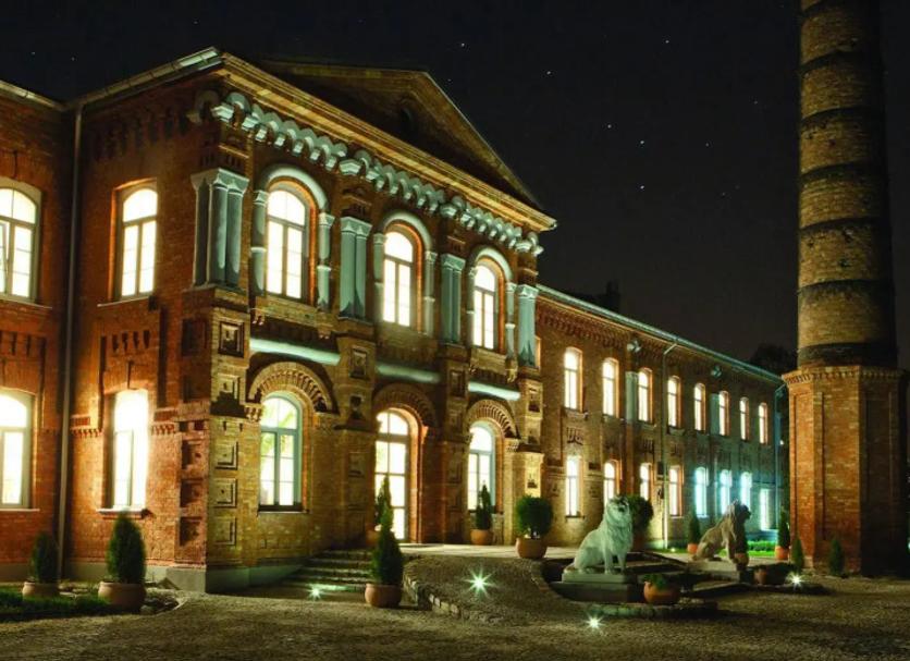 Building Photo