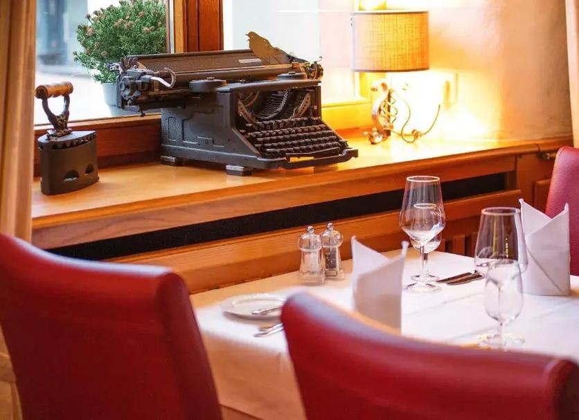 Restaurant Photo