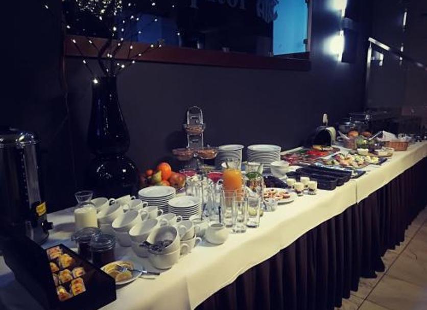 Buffet Photo