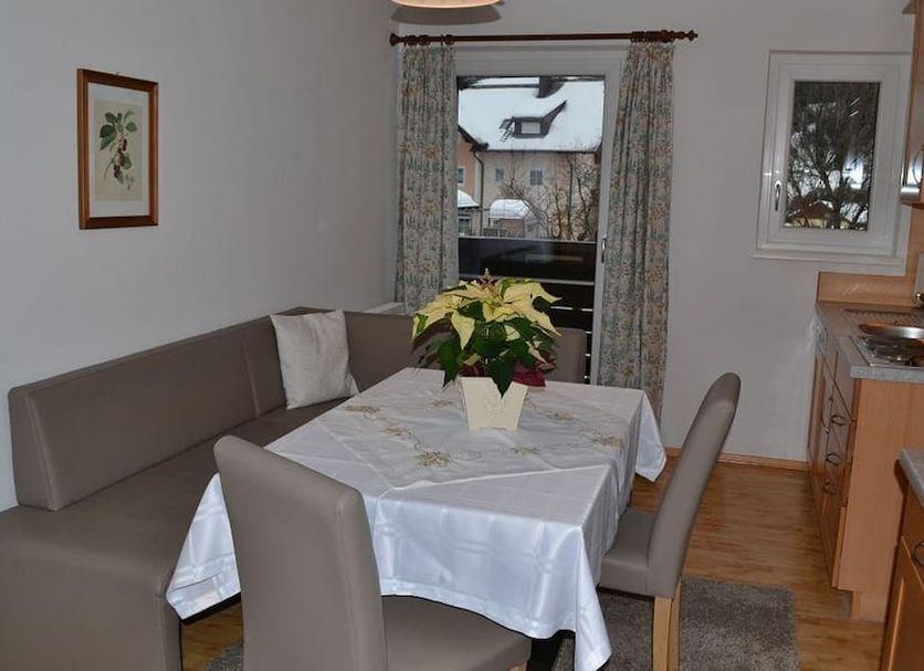 Dining room Photo