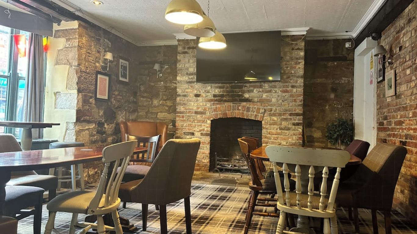 The Golden Lion Hotel
