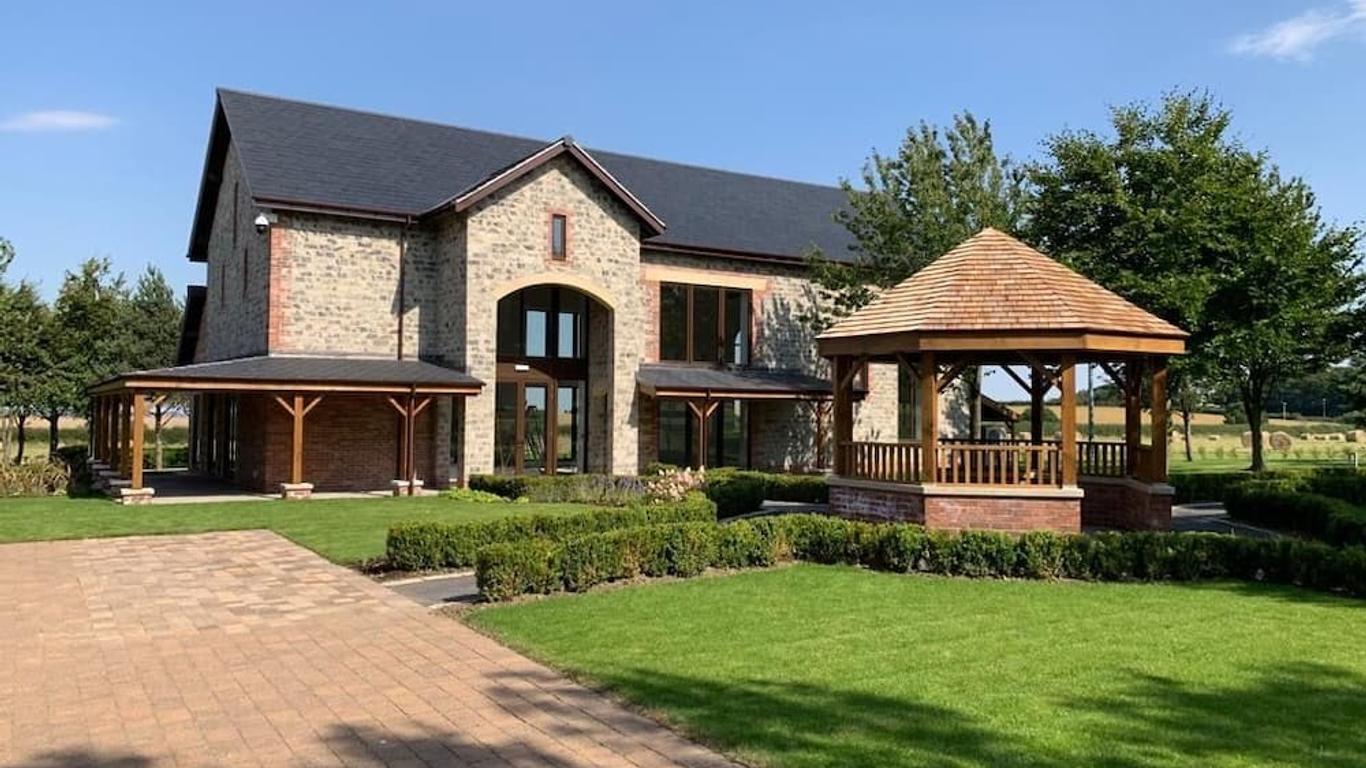 Burntwood Court Hotel