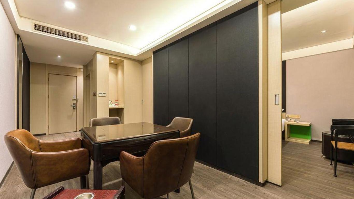 ibis Styles GY Bosideng Plz