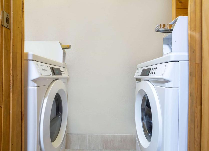 Laundry facility Photo