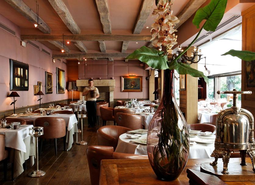 Restaurant Photo