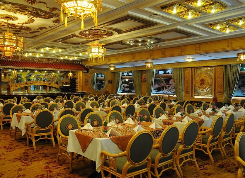 Banquet hall Photo