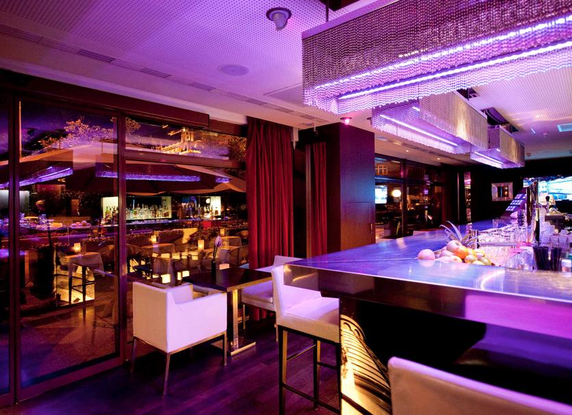 Bar Photo