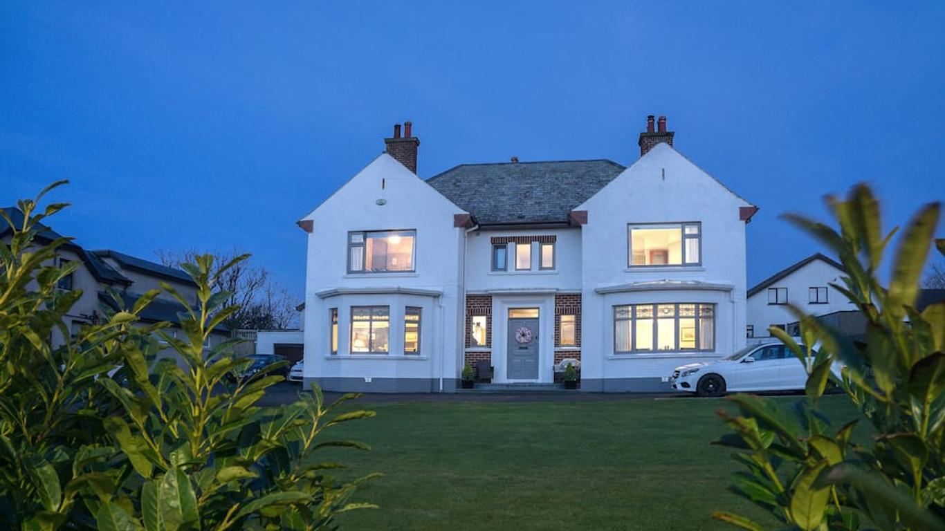 Larkhill House