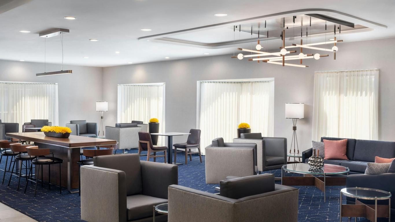 Courtyard by Marriott Cleveland Beachwood