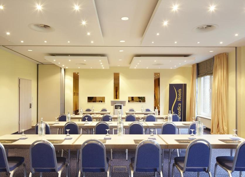 Conference room Photo