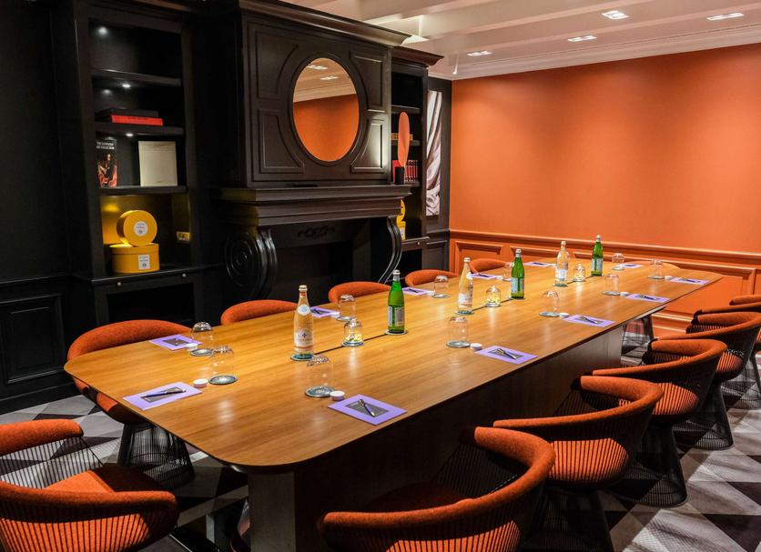 Conference room Photo
